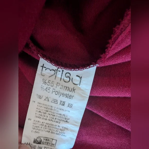 Elegant Long Sleeve Burgundy Dress - Picture 7 of 9